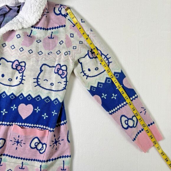 Hot Topic Hello Kitty Pastel Fair Isle Sherpa Girls Cardigan Size 1 Large Hooded - Picture 10 of 16